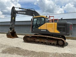 2018 VOLVO EC220EL